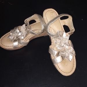 BOC J715 Girls Platform Sandals Gold/Tan Size 1